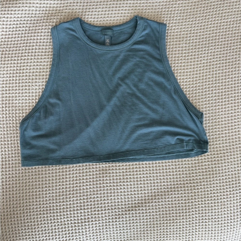 SKIMS Boyfriend Crop Top